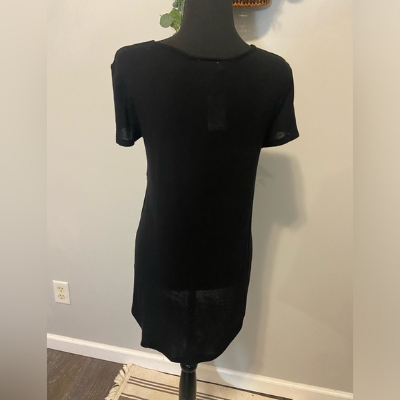 Long Lightweight Tee - Picture 4 of 7